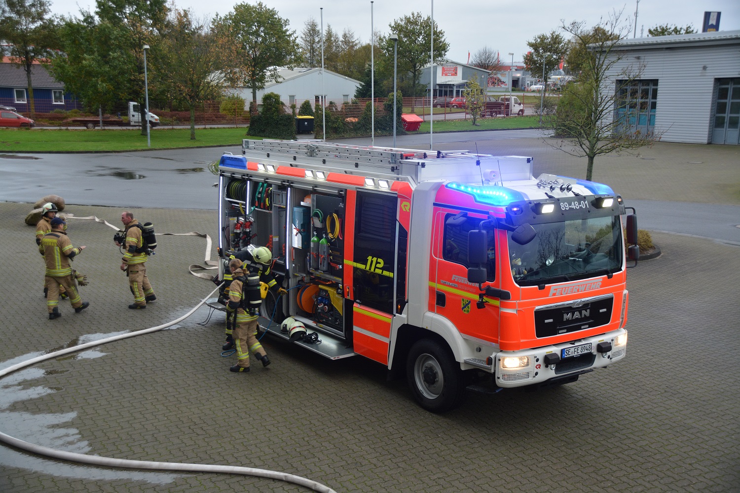 slide_DSC_1052.jpg